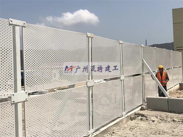 冲孔网围蔽施工实拍 广州